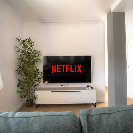 Nuevo, Cerca Centro, Netflix Y Parking アパート *